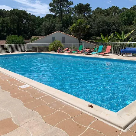 « la Palmeraie » Residentielle Avec Piscine Semesterbostad
